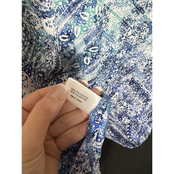 Violet + Claire Women's Plus 3X Semi Sheer V-Neck Floral Sleeveless Top Blouse - Picture 3 of 6